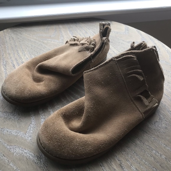Gap short boot suede leather moccasins in size 9 little girl EUC - Picture 5 of 5